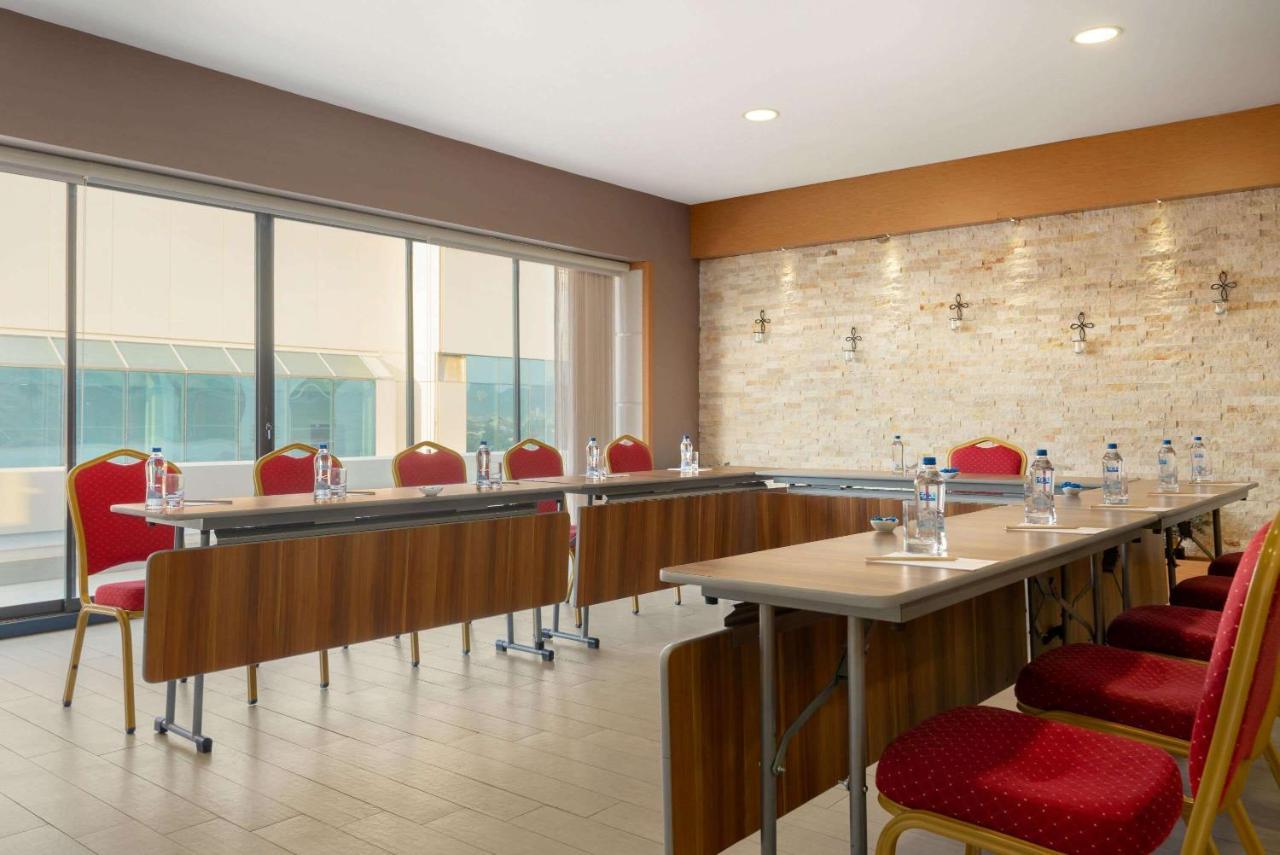 Ramada Plaza By Wyndham Eskişehir Zewnętrze zdjęcie