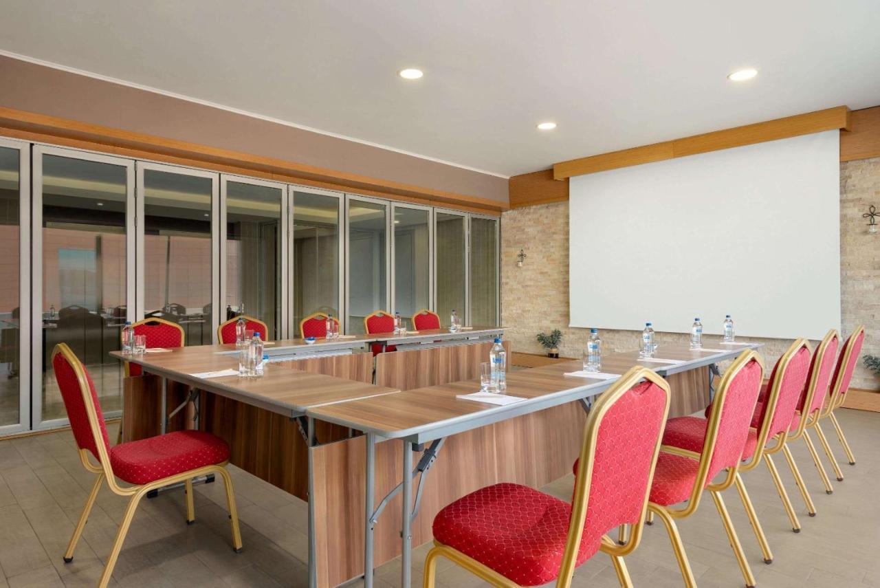 Ramada Plaza By Wyndham Eskişehir Zewnętrze zdjęcie