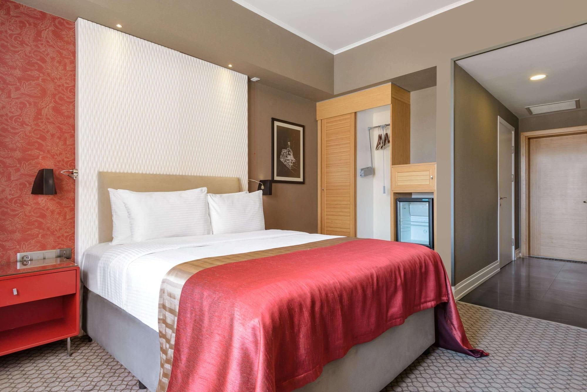 Ramada Plaza By Wyndham Eskişehir Zewnętrze zdjęcie
